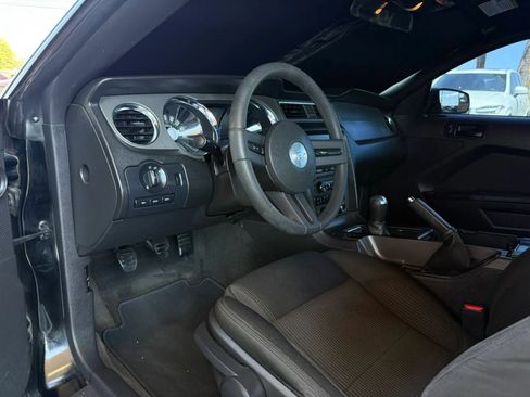 Used 2012 Ford Mustang GT RWD image 36