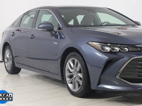 Used 2019 Toyota Avalon XLE image 37