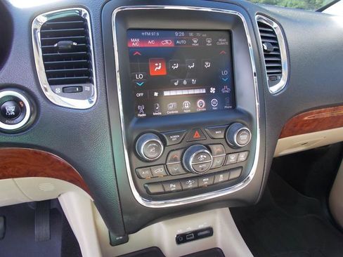 Used 2014 Dodge Durango Citadel w/ Technology Group AWD/4WD image 32