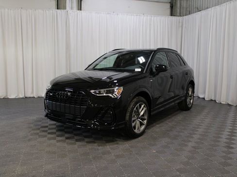 New 2025 Audi Q3 2.0T Premium image 29