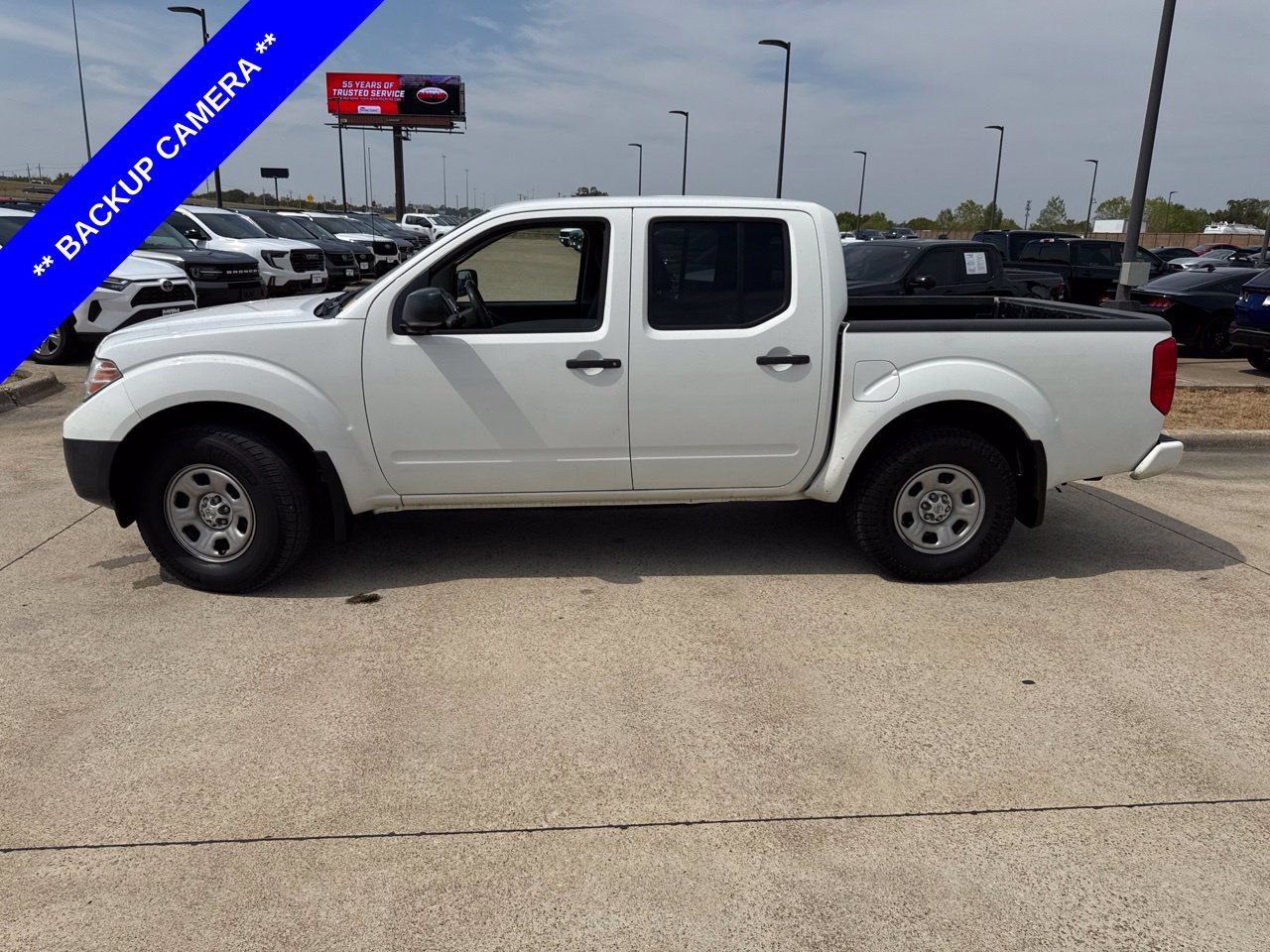 Used 2017 Nissan Frontier S w/ S Work Truck Package (4X4) image 3