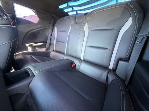 Used 2020 Chevrolet Camaro SS image 17