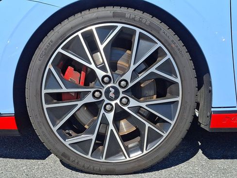 Used 2023 Hyundai Elantra N FWD image 8