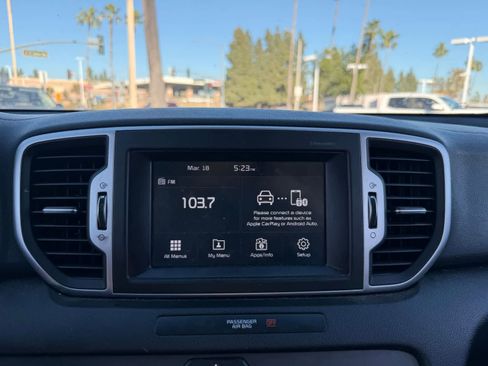 Used 2017 Kia Sportage EX w/ EX Premium Package image 13