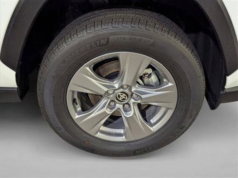 New 2025 Toyota RAV4 LE image 9