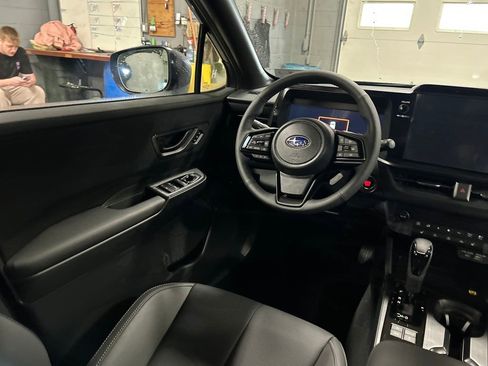 New 2026 Subaru Outback Limited AWD/4WD image 9