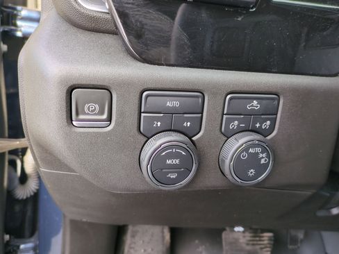 Certified 2023 Chevrolet Silverado 1500 LT image 17