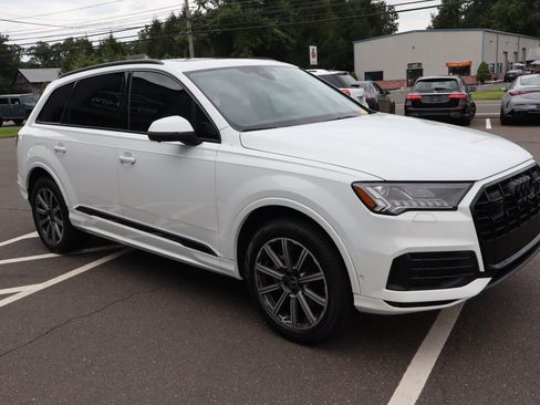 Used 2023 Audi Q7 2.0T Premium Plus w/ Premium Plus Package AWD/4WD image 5