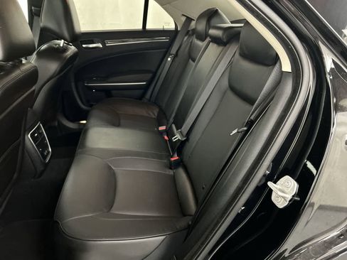 Used 2023 Chrysler 300 Touring L w/ Popular Equipment Group image 9