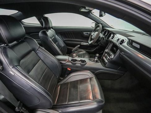 Used 2017 Ford Mustang GT Premium w/ GT Performance Package RWD image 21
