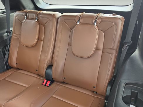 Used 2023 Lincoln Aviator Reserve w/ Elements Package Plus RWD image 19