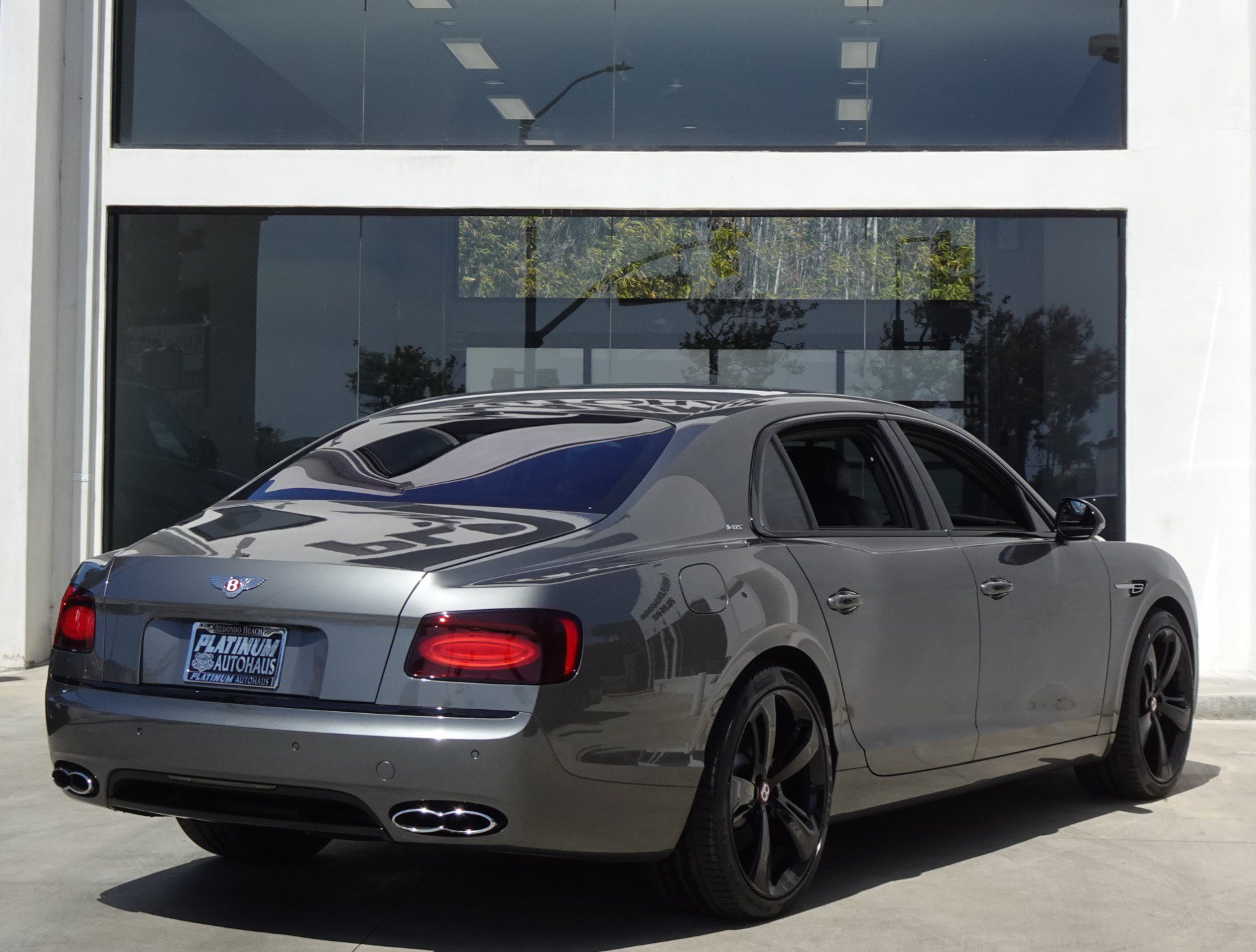 Used 2018 Bentley Flying Spur S V8 AWD/4WD image 7