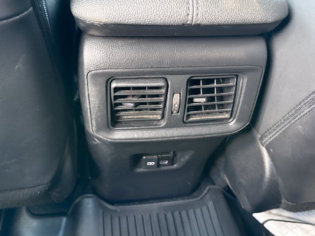 Used 2022 Toyota RAV4 Limited AWD/4WD image 21