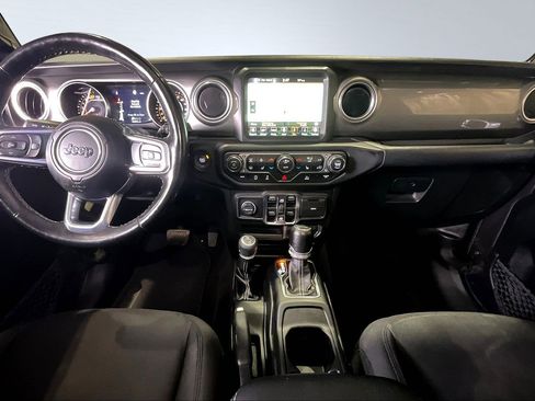 Used 2022 Jeep Wrangler Unlimited Sahara w/ Cold Weather Group image 7