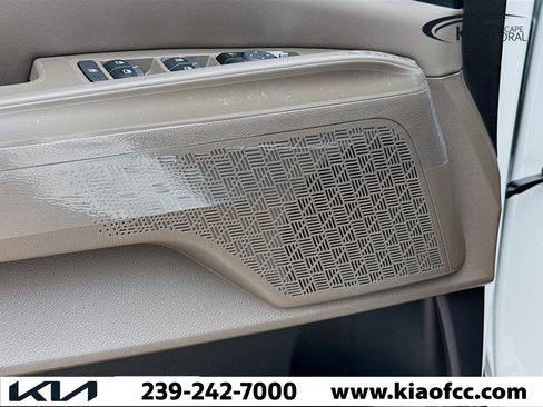 New 2026 Kia Carnival image 24