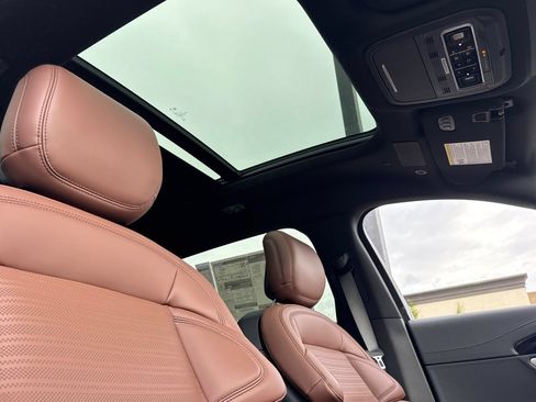 New 2026 Lincoln Nautilus Reserve AWD/4WD image 14