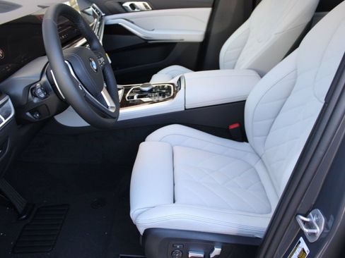 Used 2026 BMW X5 sDrive40i RWD image 5