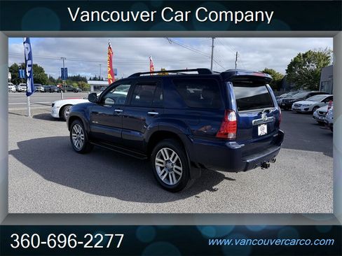 Used 2007 Toyota 4Runner SR5 AWD/4WD image 4