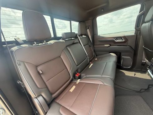 Used 2026 GMC Sierra 1500 Denali w/ Denali Reserve Package RWD image 17