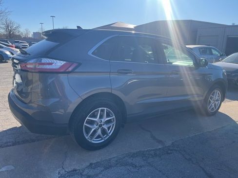 Used 2024 Ford Edge SEL image 4