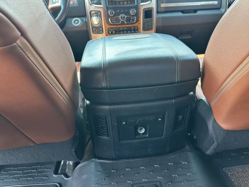 Used 2017 RAM 1500 Laramie Longhorn w/ Convenience Group AWD/4WD image 22