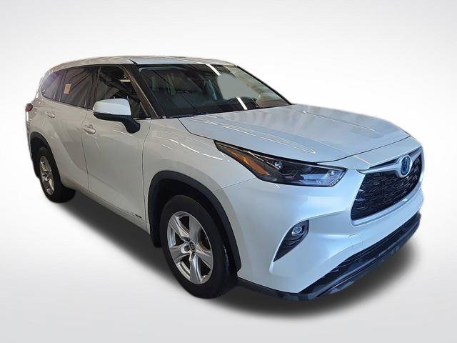Used 2022 Toyota Highlander LE AWD/4WD image 8