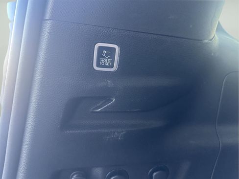 Used 2024 Jeep Grand Wagoneer L Series III AWD/4WD image 45