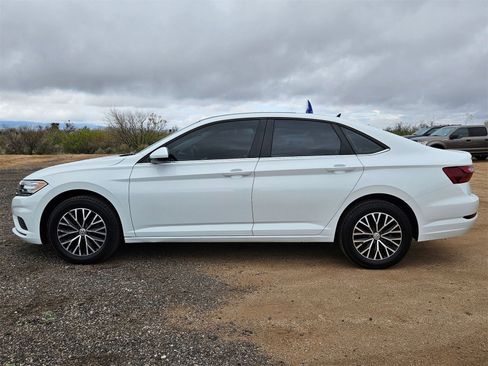 Used 2020 Volkswagen Jetta SE image 9