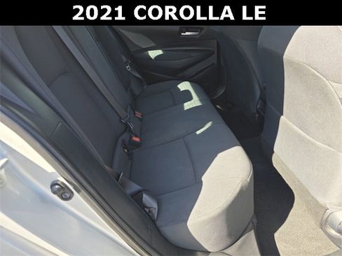 Used 2021 Toyota Corolla LE image 13