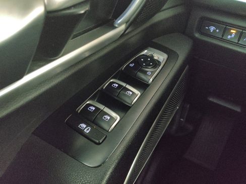 Used 2020 Kia Telluride S FWD image 27