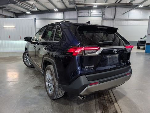 Used 2023 Toyota RAV4 Limited AWD/4WD image 4