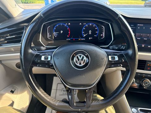 Used 2019 Volkswagen Jetta SEL FWD image 20