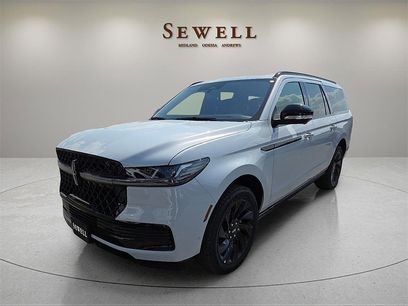 New 2025 Lincoln Navigator L Reserve w/ Jet Appearance Package