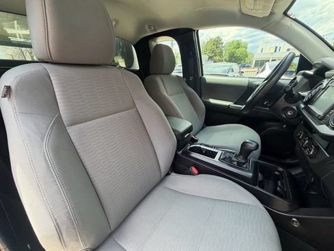 Used 2016 Toyota Tacoma SR RWD image 24