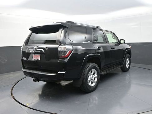 Used 2023 Toyota 4Runner SR5 Premium image 8