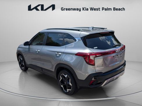 Used 2024 Kia Seltos EX AWD/4WD image 5