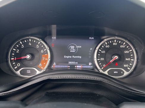 Used 2020 Jeep Renegade Trailhawk w/ Cold Weather Group AWD/4WD image 16