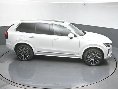 New 2026 Volvo XC90 B6 Plus w/ Protection Package Premier AWD/4WD image 50