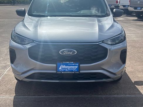 Used 2024 Ford Escape ST-Line AWD/4WD image 3