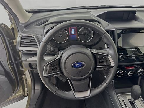 Used 2024 Subaru Forester Premium image 5