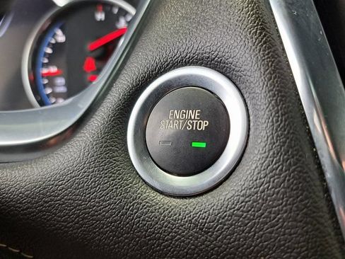 Used 2022 Chevrolet Traverse Premier w/ Redline Edition AWD/4WD image 14