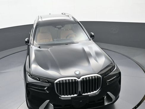 Used 2024 BMW X7 xDrive40i AWD/4WD image 33