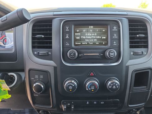 Used 2018 RAM 2500 Tradesman w/ Chrome Appearance Group AWD/4WD image 24