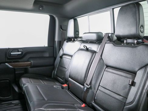 Used 2023 GMC Sierra 2500 Denali w/ Denali Ultimate Package AWD/4WD image 29