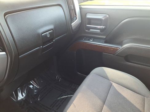 Used 2017 GMC Sierra 1500 SLE w/ SLE Value Package AWD/4WD image 23