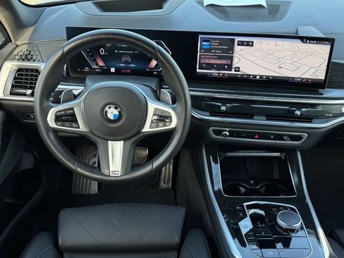 Used 2026 BMW X5 xDrive40i AWD/4WD image 9