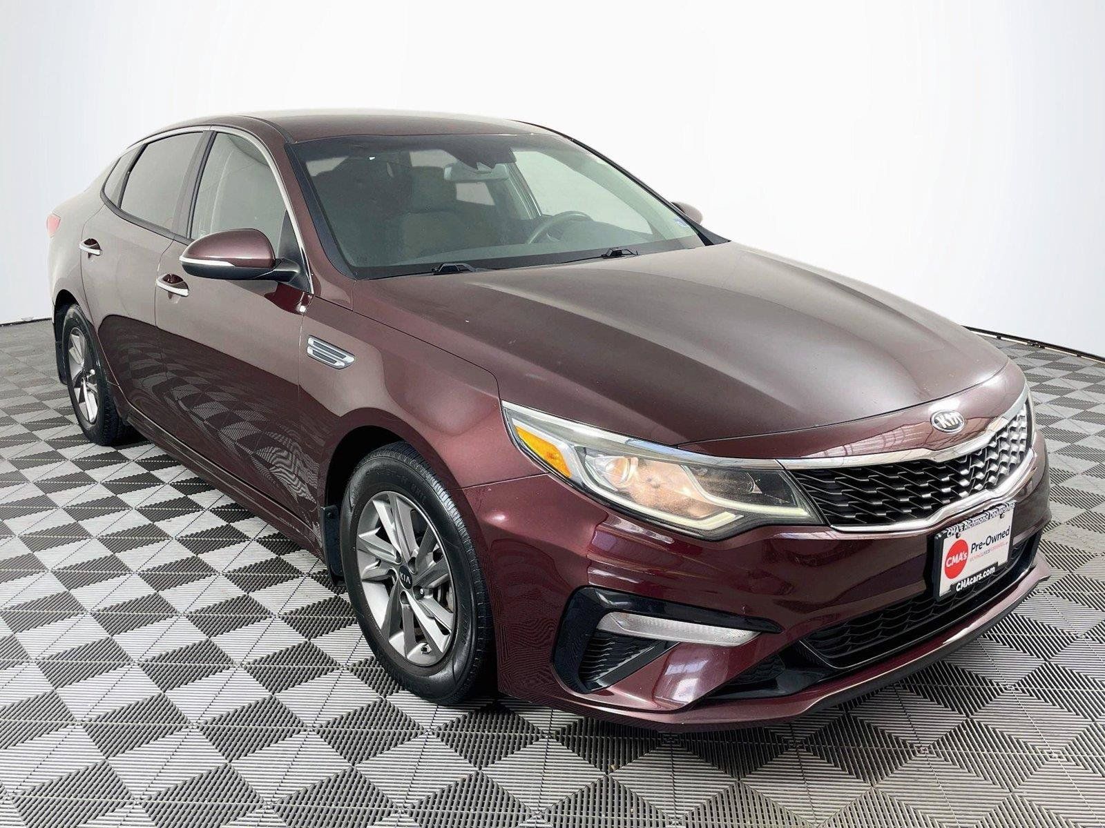 Used 2019 Kia Optima LX FWD image 1