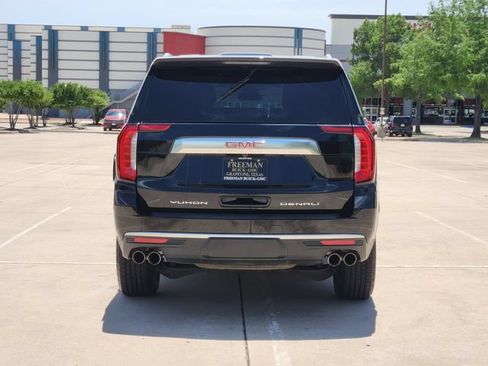 Used 2023 GMC Yukon Denali AWD/4WD image 7