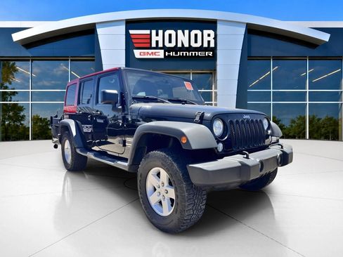 Used 2018 Jeep Wrangler Unlimited Sport AWD/4WD image 2