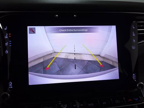 Used 2024 Jeep Wagoneer L Series II w/ Flexible Seating Group image 18